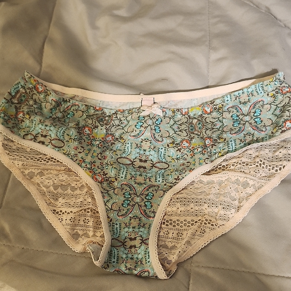 Victoria's Secret Lace Hipster Panty